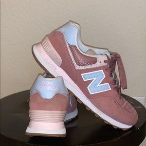 Women’s New Balance Classic 574
